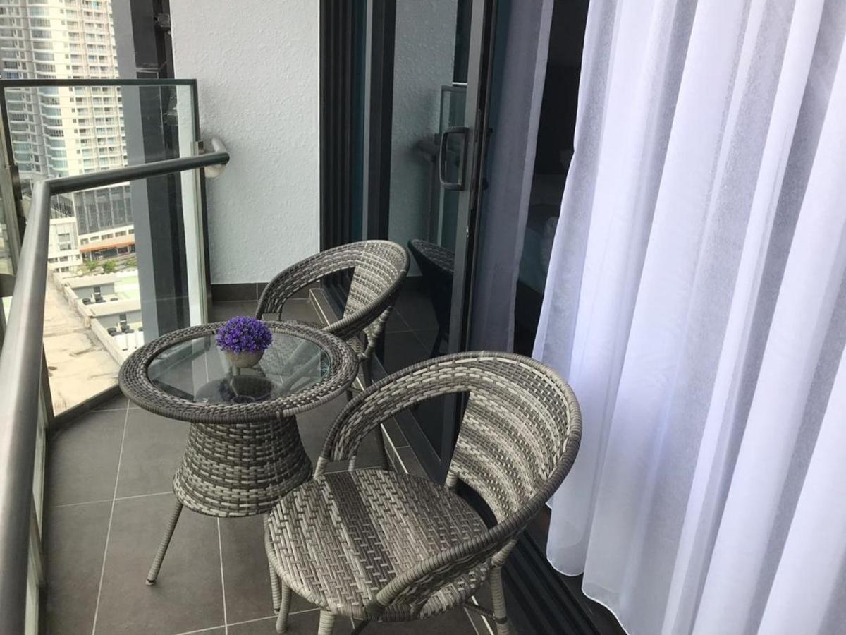 Almas Suites Puteri Harbour Nusajaya  Ngoại thất bức ảnh